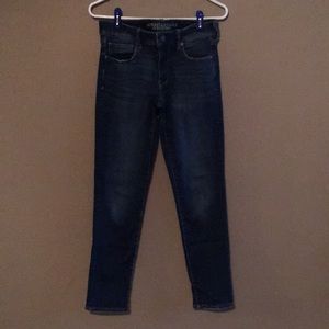 Women’s AE skinny jean.